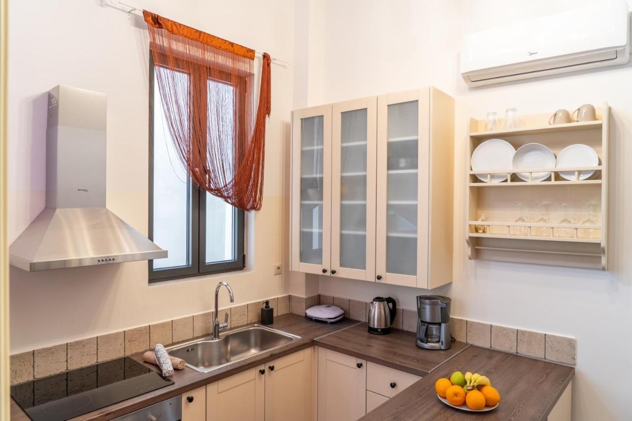 Quattro Domus 4-Historical Townhouse Apartment Heraklion  Exterior photo